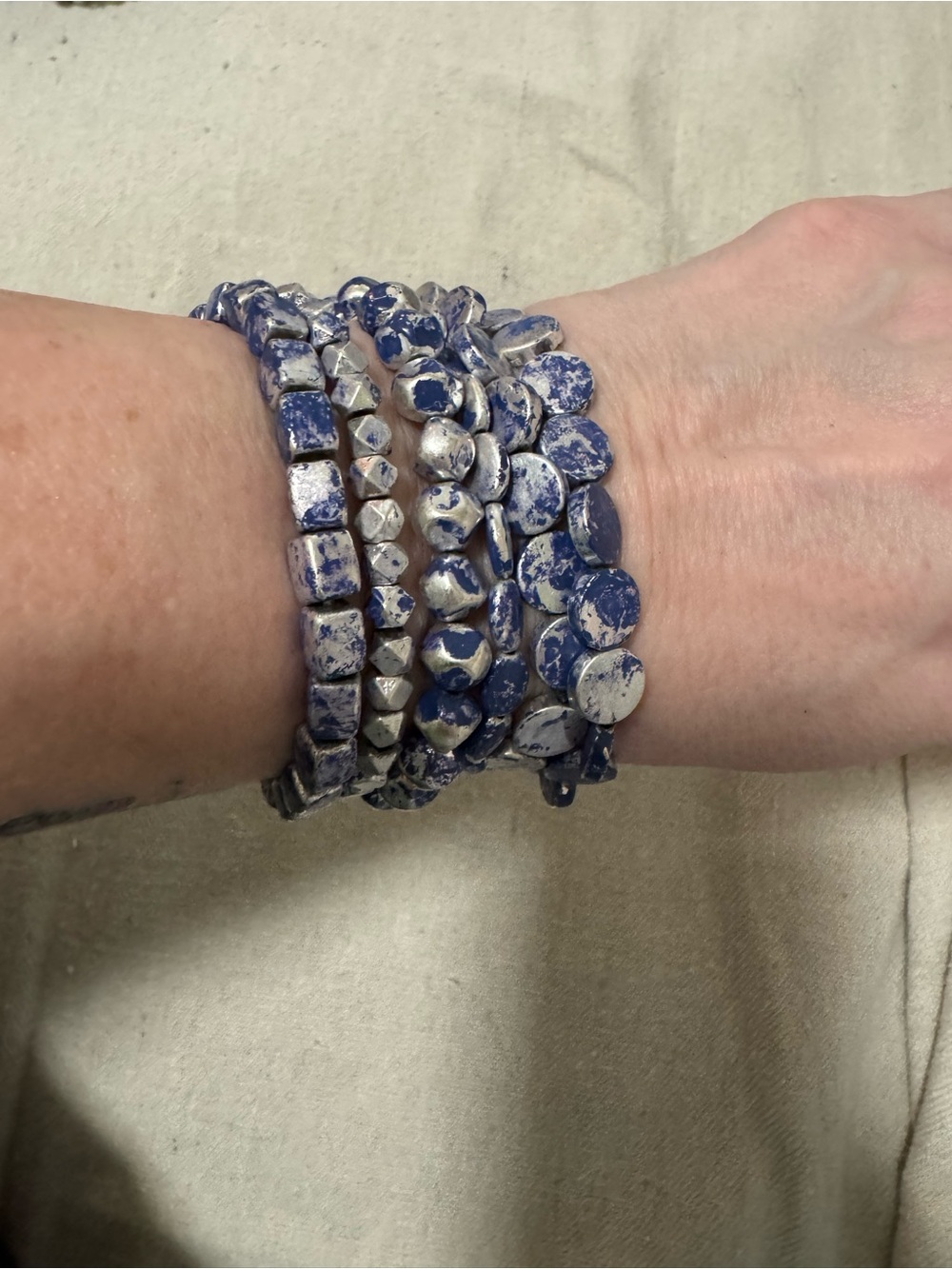 Marlyn Schiff Blue Silver Distressed Beaded Stretch Bracelet Stack Set 5 Pc